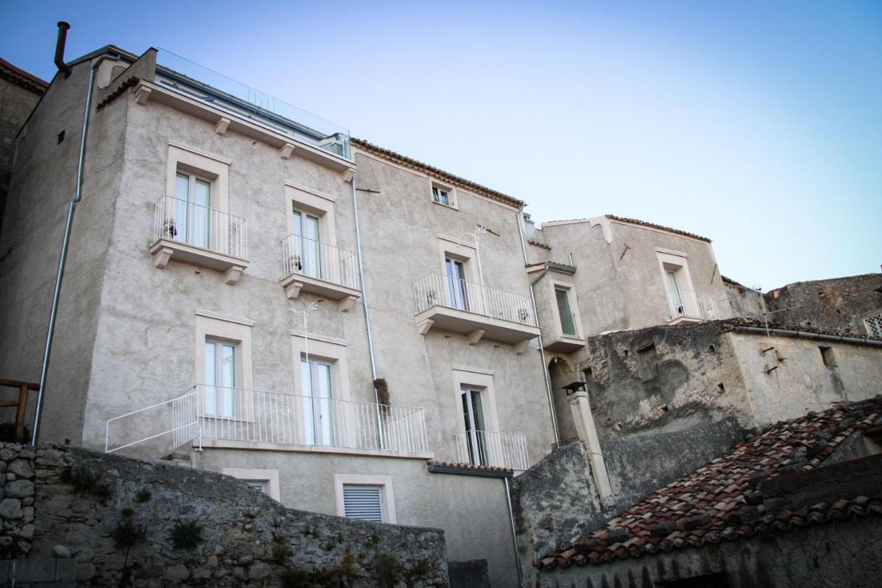 Dimora Cavour Bed & Breakfast Amantea Bagian luar foto