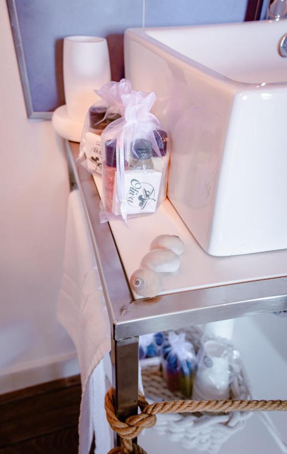 Dimora Cavour Bed & Breakfast Amantea Bagian luar foto