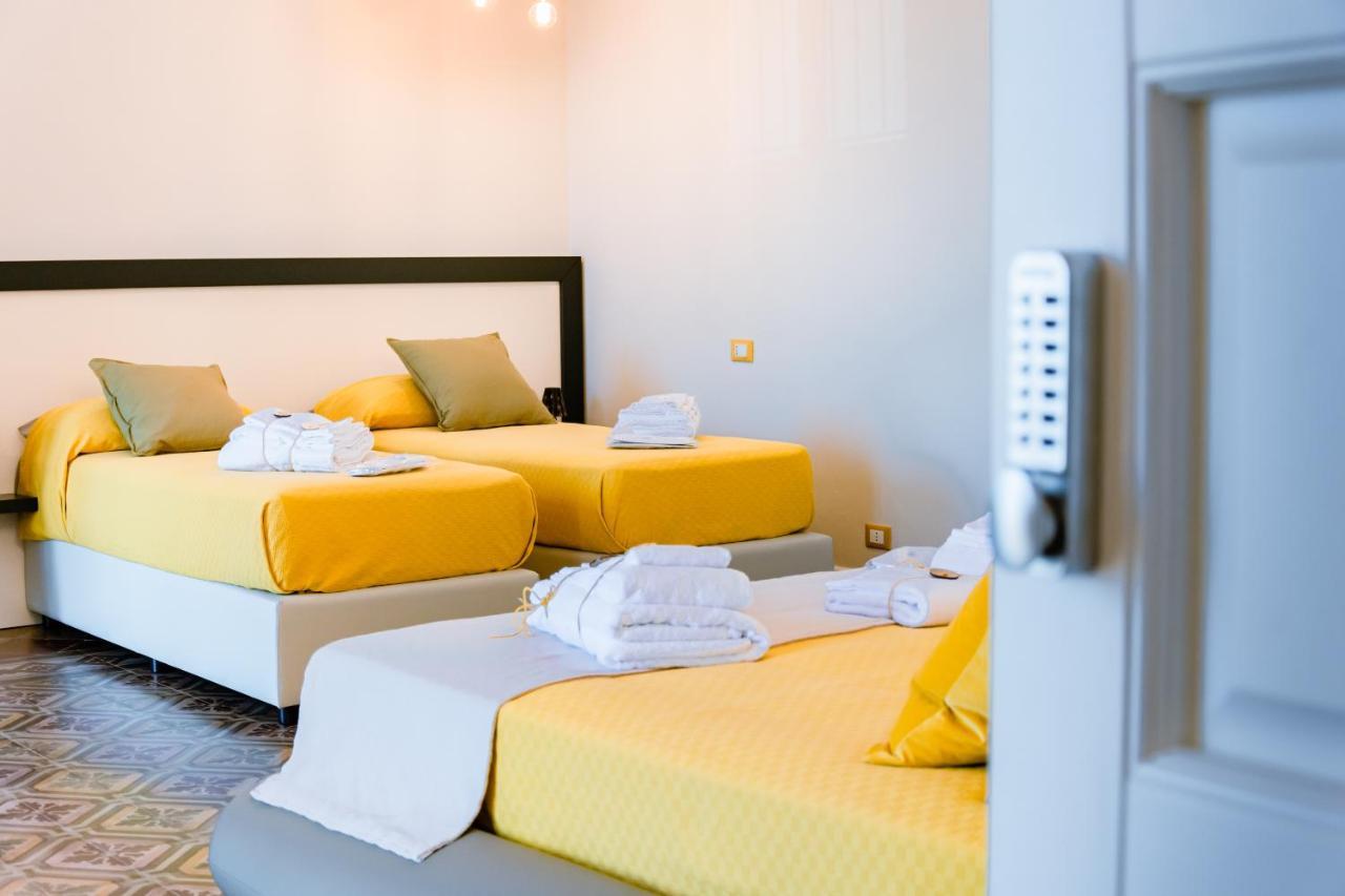 Dimora Cavour Bed & Breakfast Amantea Bagian luar foto