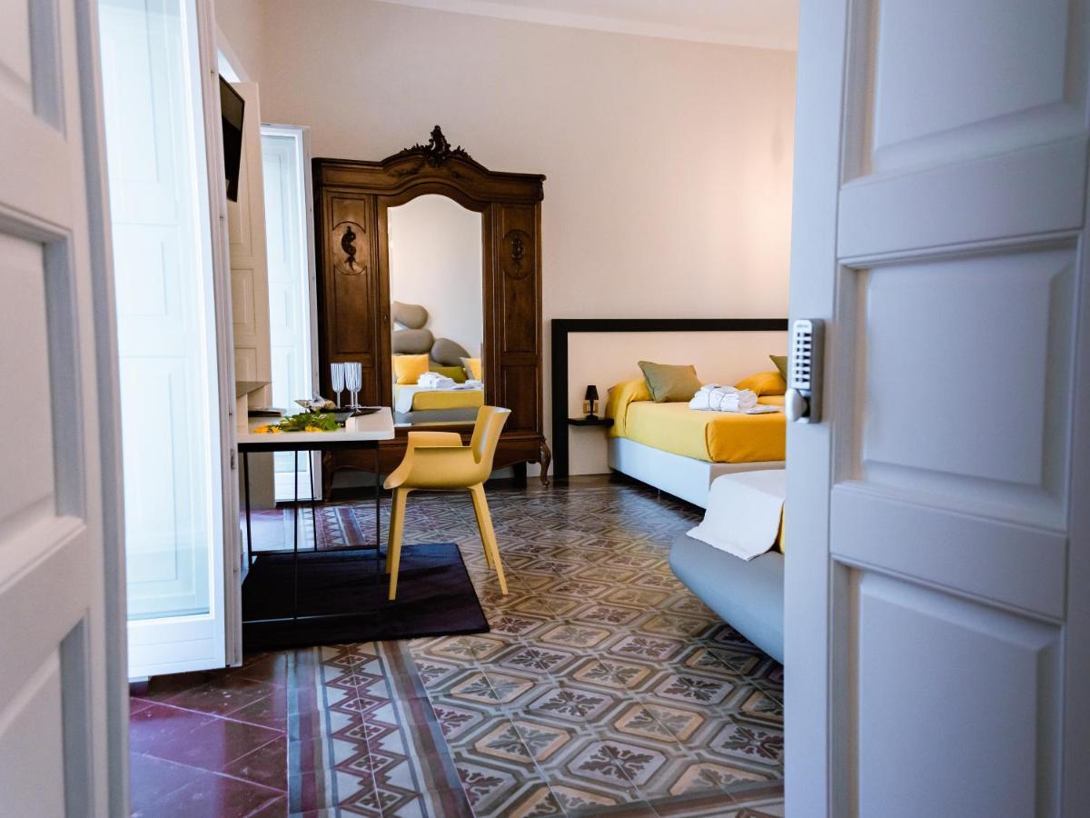 Dimora Cavour Bed & Breakfast Amantea Bagian luar foto