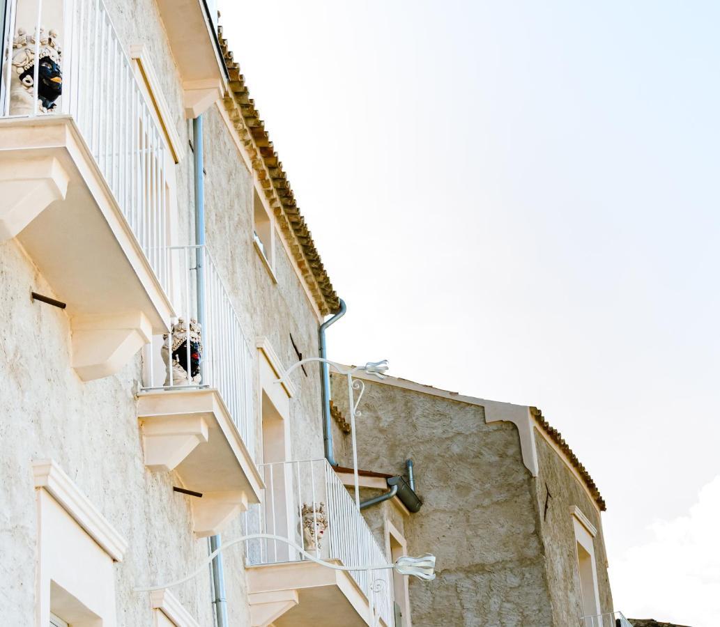 Dimora Cavour Bed & Breakfast Amantea Bagian luar foto
